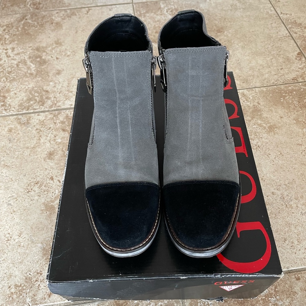 GUESS Black & Gray 2 Zipper Boot size 9.5